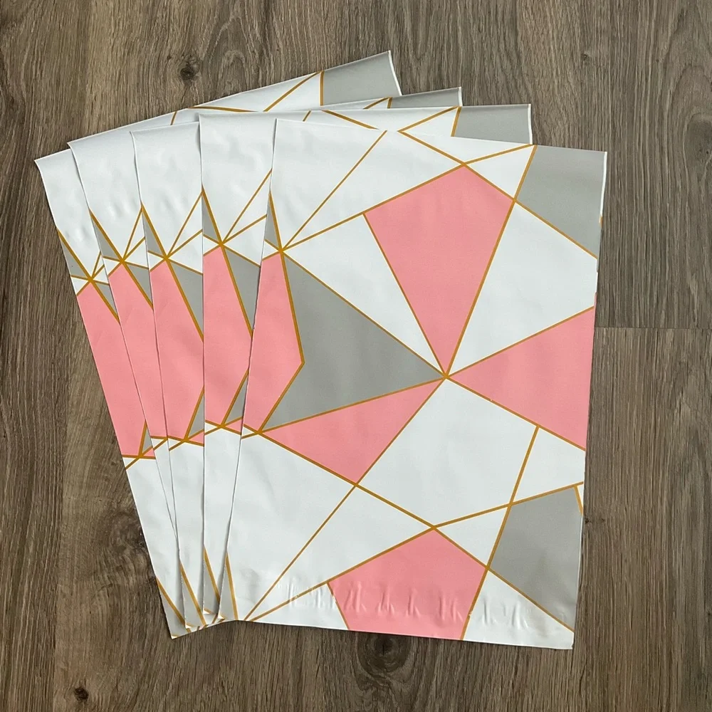50 Polymailers 10”x 13” Pink Triangular